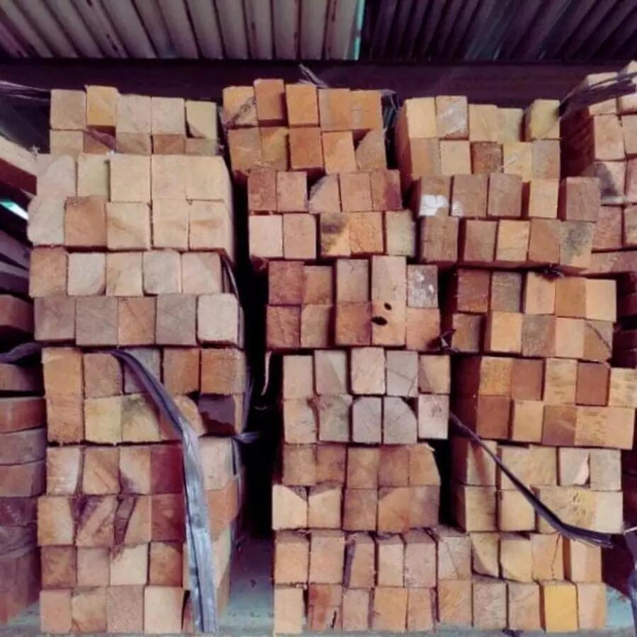 kayu reng 3*3cm
